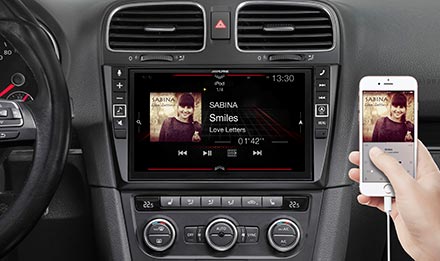 VW Golf 6 - Connect Your Smartphone - X903D-G6